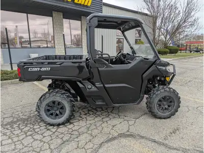 2024 Can-Am SSV DEF XT 64 HD10 BK 24 XT 2024 CAN AM DEFENDER XT HD10 2559 KM. HALF DOORS, HALF WIND...