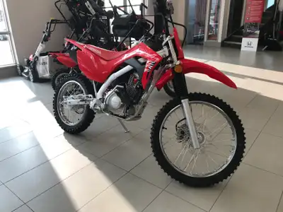 Welcome to Southland Honda. *** $100.00 REBATE 2026 CRF125FB BIG WHEEL Reliable four stroke engine,...