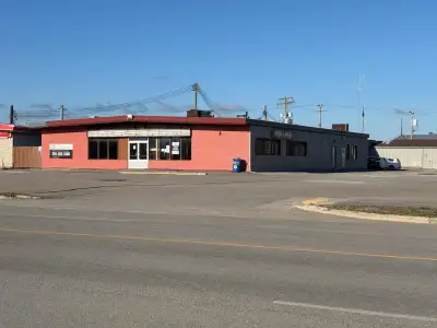 Lease Details • Separately metered Hydro • Water is on a single meter and prorated by square footage...