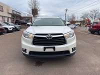 Navigation, Sunroof, Cooled Seats, Leather Seats, Heated Seats! If you are looking for an awesome de... (image 1)