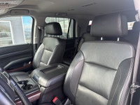 2020 GMC Yukon SLT Full-Size Luxury Meets Power and Capability This 2020 GMC Yukon SLT is the perfec... (image 4)