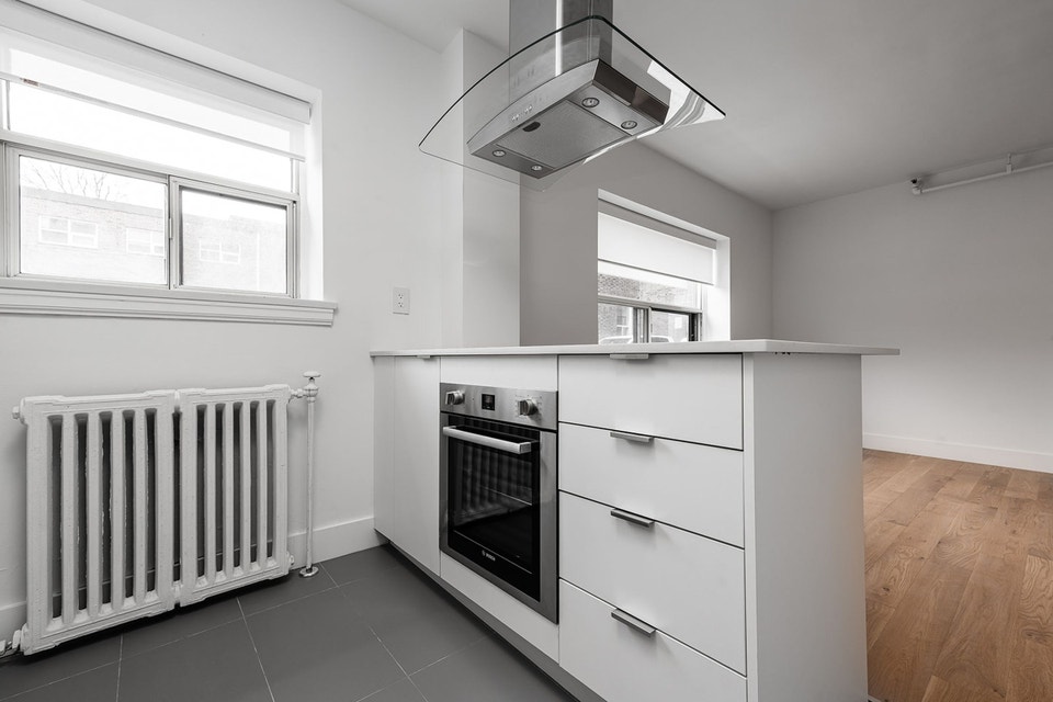 Renovated one bedroom, Fermanagh and Roncesvalles - ID 4746 4