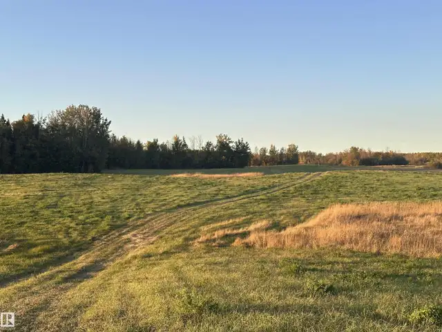 Range Road 225 @ township 612 Rural Thorhild County, Alberta in Land for Sale in Edmonton - Image 34