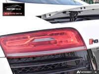 Welcome to this Exclusive Listing for the Audi R8 V10 - Accident Free - Local Ontario Vehicle - Meti... (image 9)