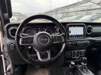 Welcome to Country Hills Volkswagen 2020 Jeep Wrangler Unlimited Sahara Altitude Our team of knowled... (image 6)
