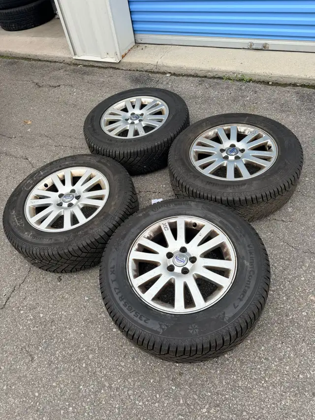Oem Volvo xc60 xc40 xc90 235/65/17 continental 5x108 winters in Tires & Rims in Mississauga / Peel Region - Image 3