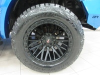 RAM 1500 CLASSIC 2022 V8 QUAD-CAB 4X4 TOUT ÉQUIPÉ / CAMÉRA DE RECUL / BLUETOOTH / ÉCRAN TACTILE AVEC... (image 3)