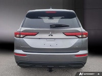 Le Mitsubishi Outlander 2022 se distingue par son design entièrement renouvelé et audacieux. Avec sa... (image 5)