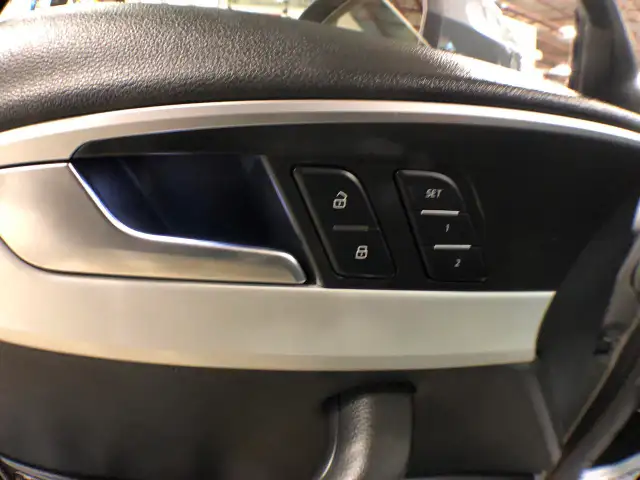 2017 Audi A4 KOMFORT AWD LEATHER SUNROOF P/START BACKUP CAMERA in Cars & Trucks in City of Toronto - Image 16