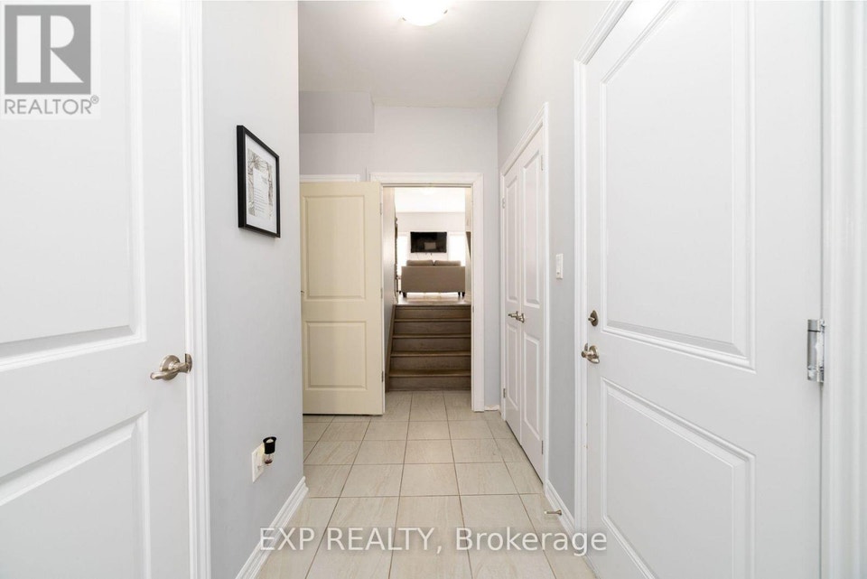 44 (MAIN) - 324 EQUESTRIAN WAY Cambridge, Ontario 3
