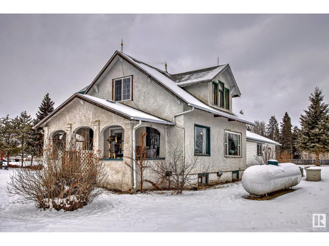 453014 RGE RD 274 Rural Wetaskiwin County, Alberta in Houses for Sale in Grande Prairie