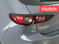 NO ACCIDENTS / CLEAN CARFAX / Auto Dimming Rearview Mirror, Front Heated Seats, Driver Seat Memory S... (image 9)