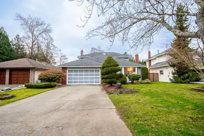 South Meridian Gem that's priced to sell! Well-cared-for two-story home offering 3 bedrooms, 2.5 bat...