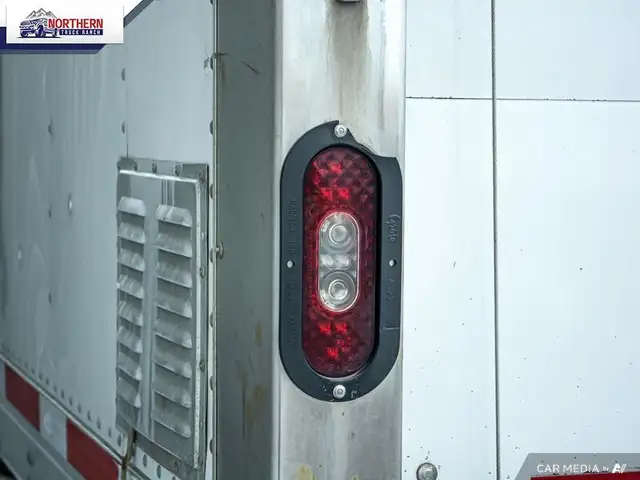 2018 Hino 195 2018 Hino 195 Cube Van / Box Truck – 5.1L Diese... in Cars & Trucks in Edmonton - Image 15