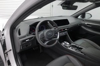 LEATHER STEERING WHEEL, TURBOCHARGED, NAVIGATION SYSTEM, PREMIUM SOUND SYSTEM, PANORAMIC ROOF, ADAPT... (image 9)