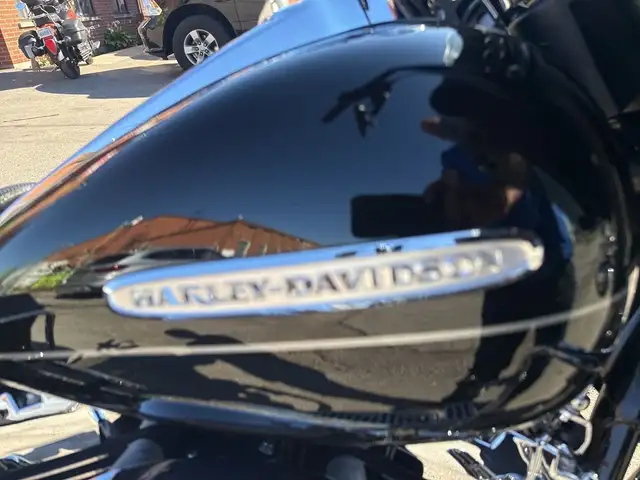 2011 Harley-Davidson Street Glide ~ ELECTRA GLIDE LTD ~ 103CI ~  in Sport Touring in City of Toronto - Image 31