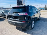 Zoomer Auto 2019 Jeep Cherokee North 4X4 comes with Remote Starter, Bluetooth, Power Heated Seats, B... (image 5)