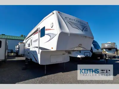 Double Slide Cruiser Fifth Wheel w/Bunkhouse & Rear Master Bedroom w/Optional Half Bath, Rear Queen...