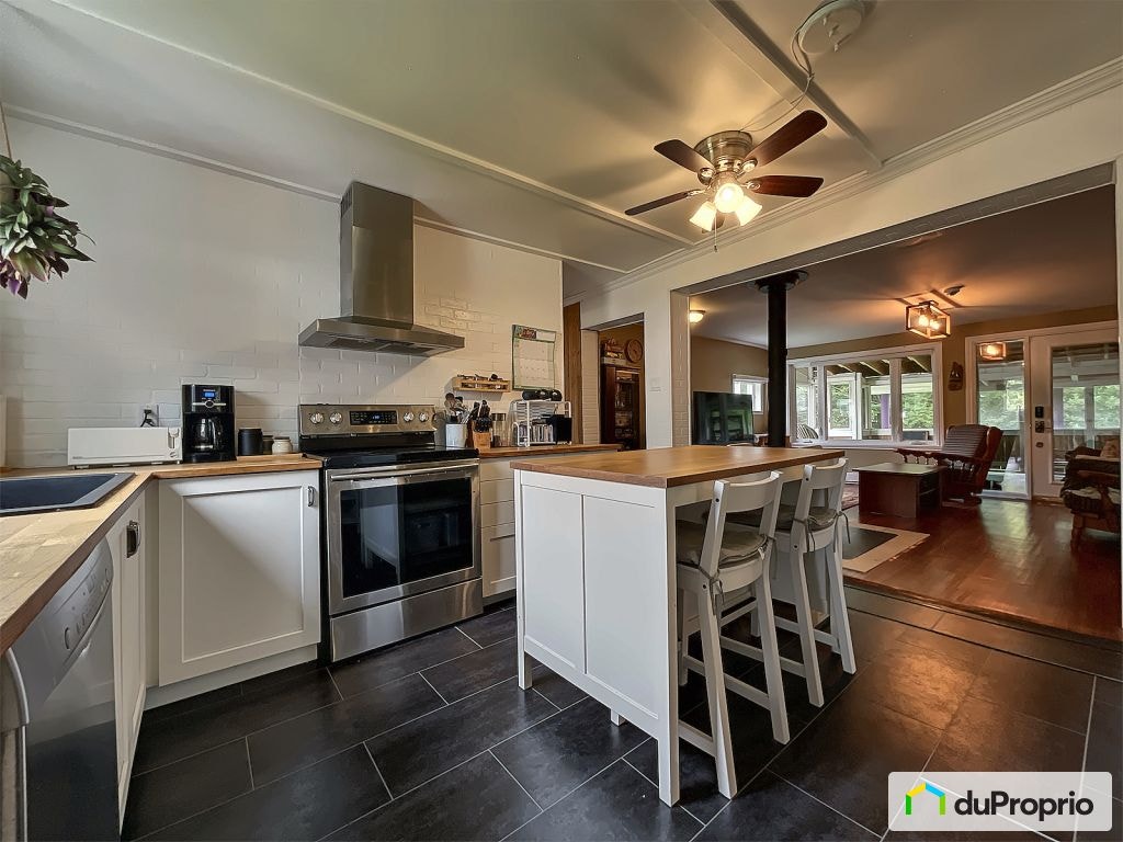 $319,000 - Manufactured home for sale in Neuville — photo 2