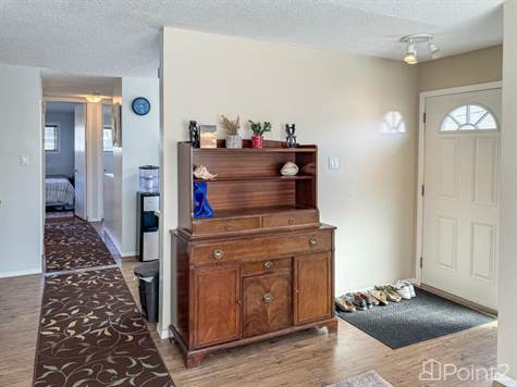 A/B 424 12th Street South in Houses for Sale in Cranbrook - Image 4