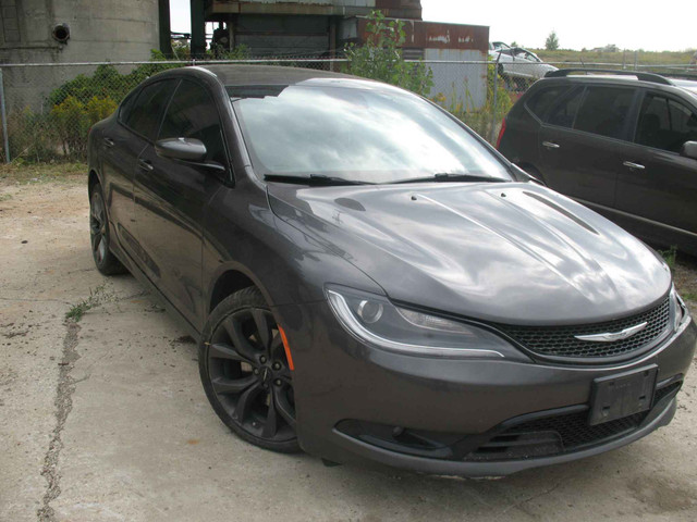 !!!!NOW OUT FOR PARTS !!!!!! 2015 CHRYSLER 200 WS7995 in Auto Body Parts in Woodstock - Image 3