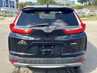 Shaw GMC Chevrolet Buick Choosing a 2017 Honda CR-V LX AWD provides the following standard equipment... (image 3)