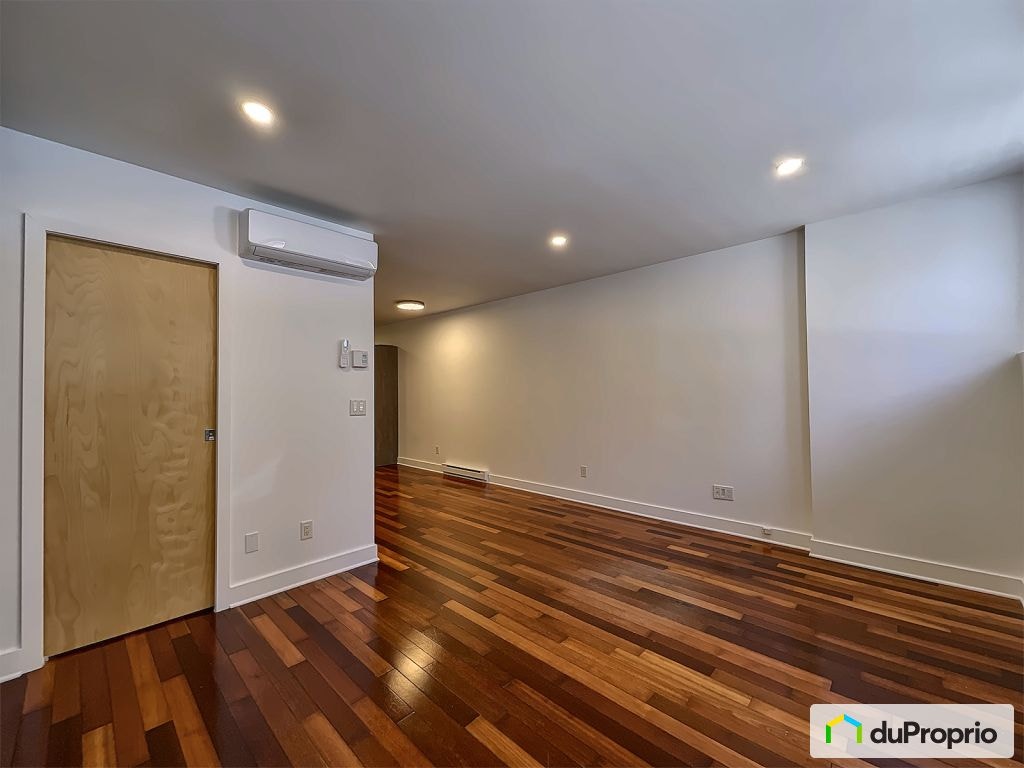 $324,900 - Condominium in Ville-Marie (downtown, old Mtl) — photo 3