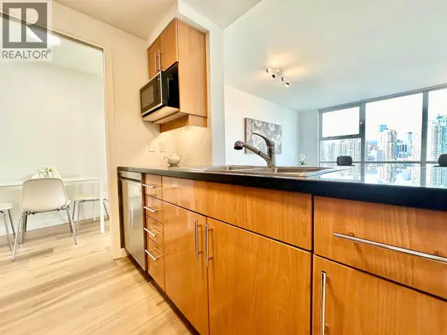 2105 193 AQUARIUS MEWS Vancouver, British Columbia in Long Term Rentals in Vancouver - Image 11