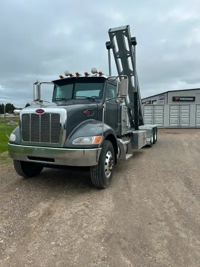 2012 PETE 348 NEW PAINT ,DOUBLE FRAME , PX-8 ENGINE,ONLY 190 KM ALLISON TRANSMISSION , NEW TIRES AND...
