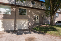 ORILLIA: Village Green Townhomes - 3 Bdrm Townhome Available NOW