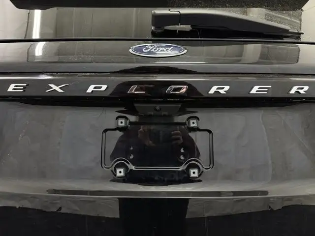 2025 Ford Explorer ACTIVE 4WD5583759143868928010