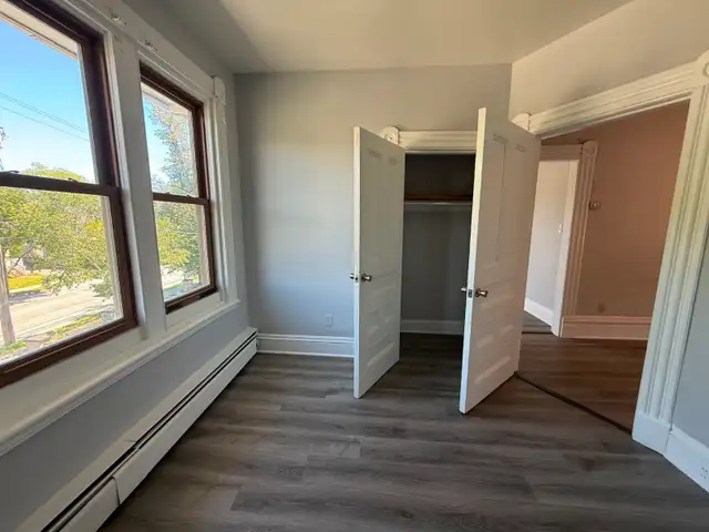 4+ Bedroom Unit on Windsor St ALL UTILS INCLUDED in Long Term Rentals in City of Halifax - Image 8