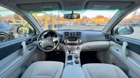 WE ARE CANADA'S MOTORS PLACE :) 2011 TOYOTA HIGHLANDER w/ 205,709 km !!!! 3.5L V6 270HP NO ACCIDENTS... (image 7)