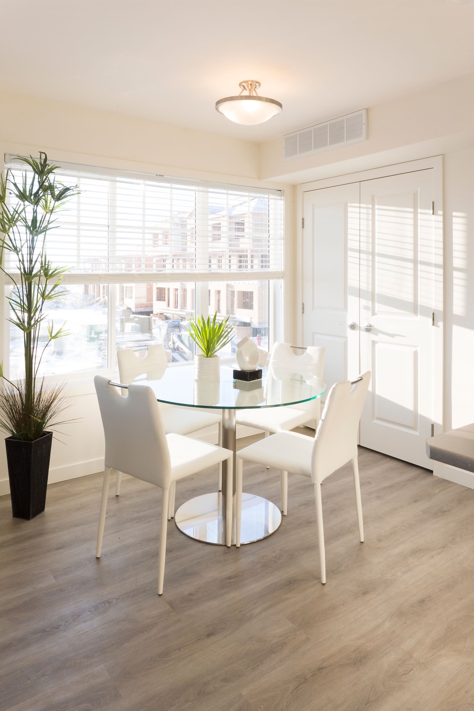 Element Townhomes on Eaglewood - 3 Bed Corner Townhome House for 4