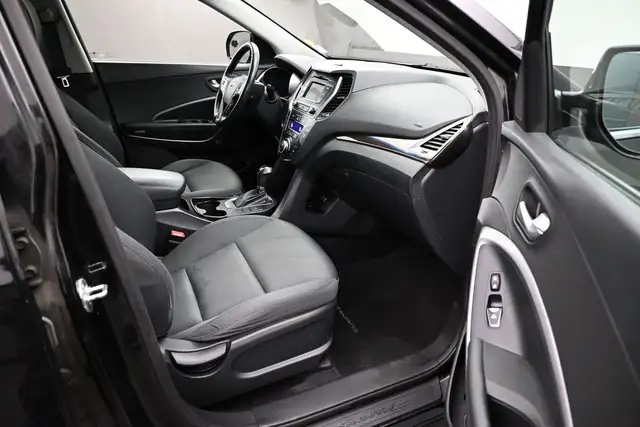 2017 Hyundai Santa Fe PREFERRED HEATED SEATS | BACKUP CAMERA | A in Cars & Trucks in Dartmouth - Image 30
