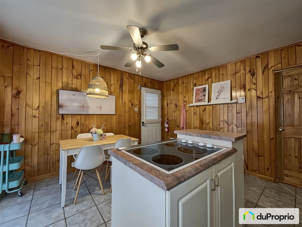 $239,900 - Bungalow for sale in St-Barthelemy — photo 2