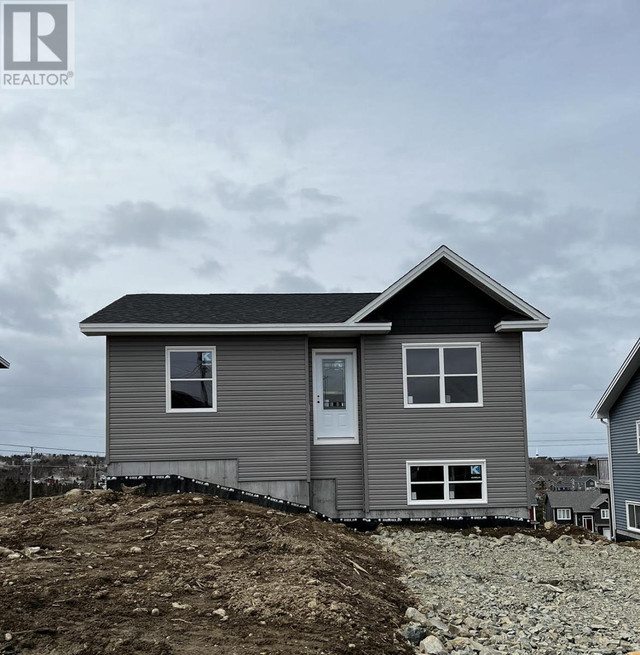 34 Samuel Drive Conception Bay South, Newfoundland & Labrador in Houses for Sale in St. John's