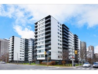 Gloucester and Mulock Apartments, 100 Gloucester St and 105 Isabella Street is located in the The Vi... (image 1)