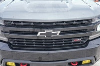 Dominate every terrain with the powerful 2021 Chevrolet Silverado 1500 LT Trail Boss. This robust Cr... (image 9)