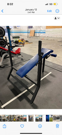 Commercial Bench Press