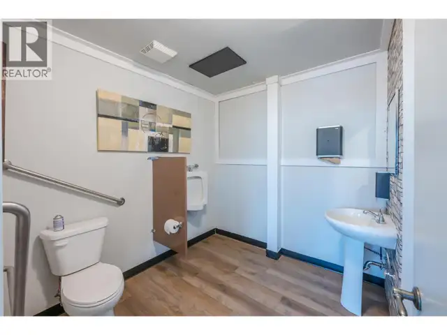134 Lower Bench Road Penticton, British Columbia in Commercial & Office Space for Sale in Penticton - Image 27