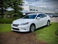 Stock#: 251113BThe 2014 Lexus ES 350 offers a refined and comfortable luxury sedan experience, disti... (image 4)