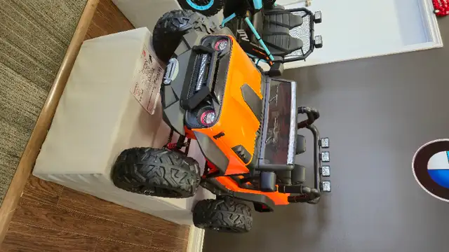 24V Ride On Truck For Kids w/ Rubber Wheels, Bluetooth & Lights in Other in Oshawa / Durham Region - Image 7