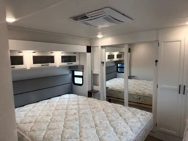 2022 Forest River CRUSADER 382 MBH in Travel Trailers & Campers in St. Albert - Image 43