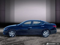 2024 Nissan Altima La 2024 Nissan Altima S est une berline intermédiaire qui mise sur l'efficience,... (image 1)