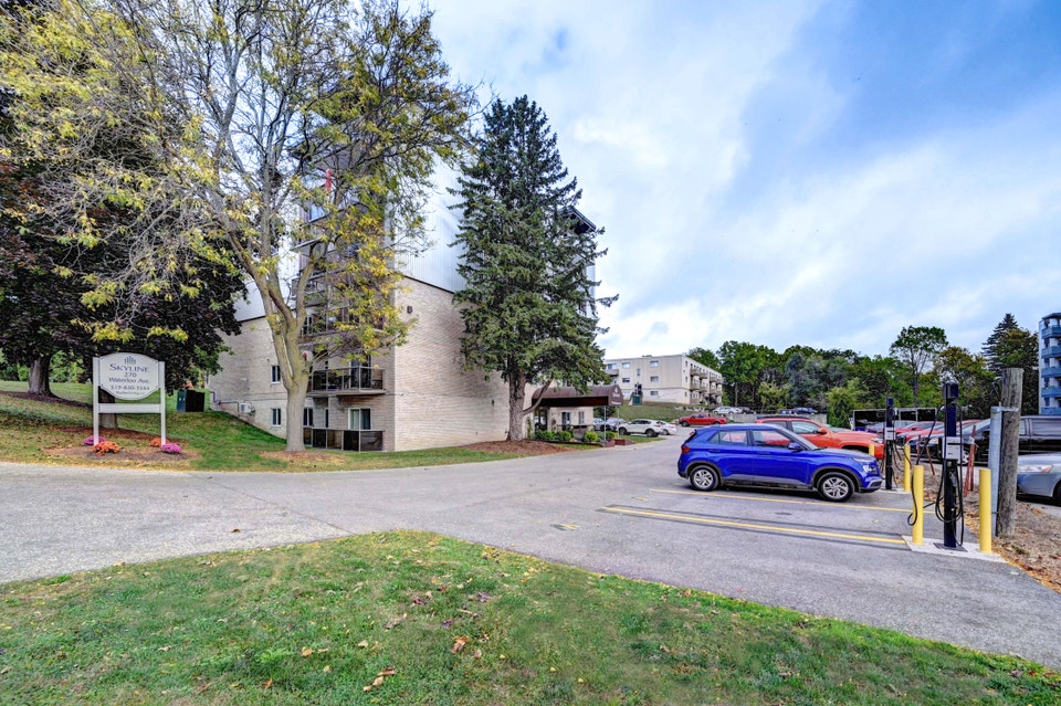 Waterloo Avenue Apartments - 2 Bedroom, 1 Bath Apartment for Ren 2