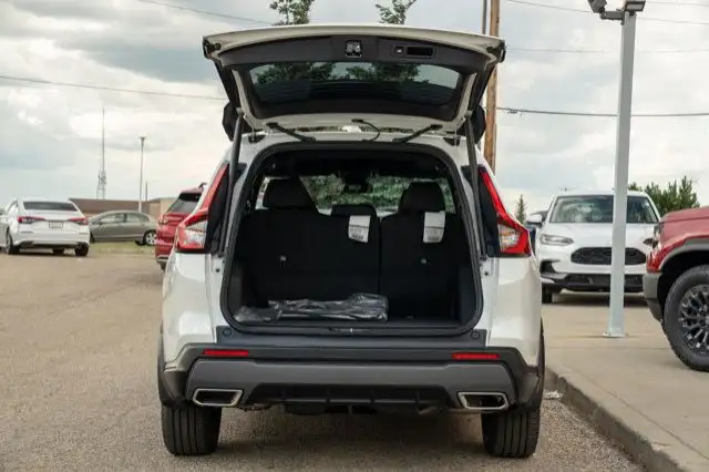 2026 Honda CR-V Hybrid Sport in Cars & Trucks in Edmonton - Image 9