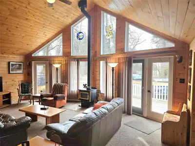 R26//Bifrost Rm/If you're looking for piece and quiet and a relaxing spot close to the lake then loo...