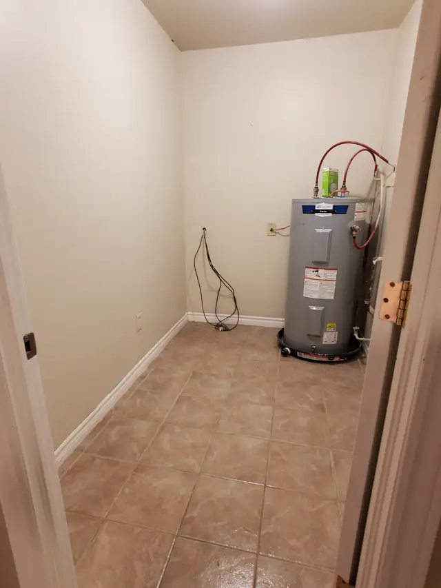 60 Matthew Lane 2 Bedroom in Long Term Rentals in Saint John - Image 12