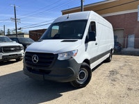 **WE WILL BEAT ANY DEALER IN THE CITY** Recent Arrival! Odometer is 14106 kilometers below market av... (image 1)